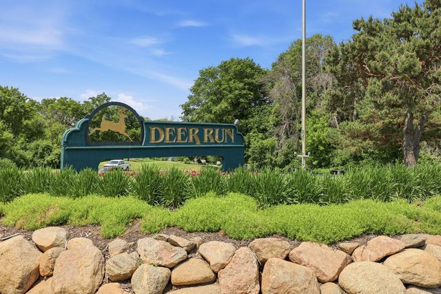 2442 Lacy Lane, Victoria, MN 55386