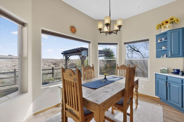 4517 Huron Drive NE, Rio Rancho, NM 87144