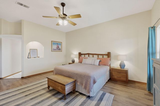 4517 Huron Drive NE, Rio Rancho, NM 87144