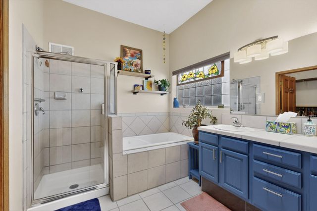 4517 Huron Drive NE, Rio Rancho, NM 87144