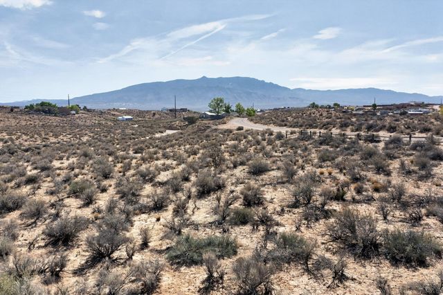 4517 Huron Drive NE, Rio Rancho, NM 87144