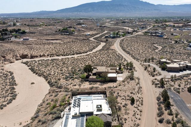 4517 Huron Drive NE, Rio Rancho, NM 87144