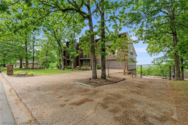 3301 Royal Scots Wy, Fort Smith, AR 72908