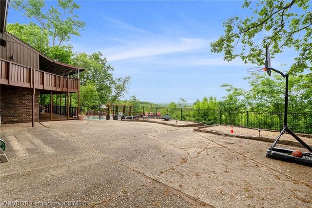 3301 Royal Scots Wy, Fort Smith, AR 72908