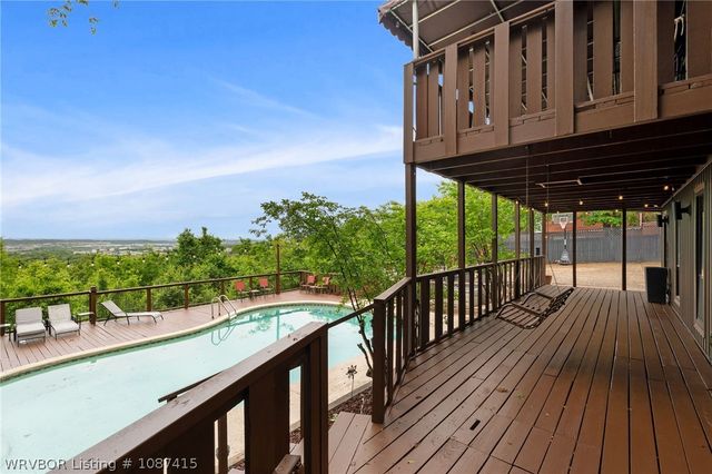 3301 Royal Scots Wy, Fort Smith, AR 72908