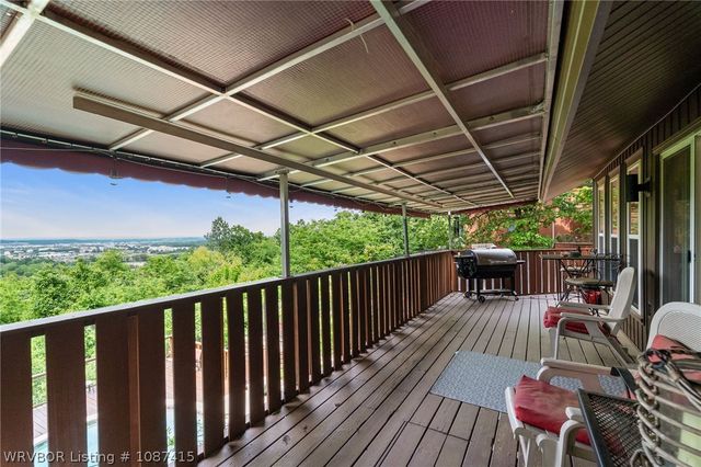 3301 Royal Scots Wy, Fort Smith, AR 72908