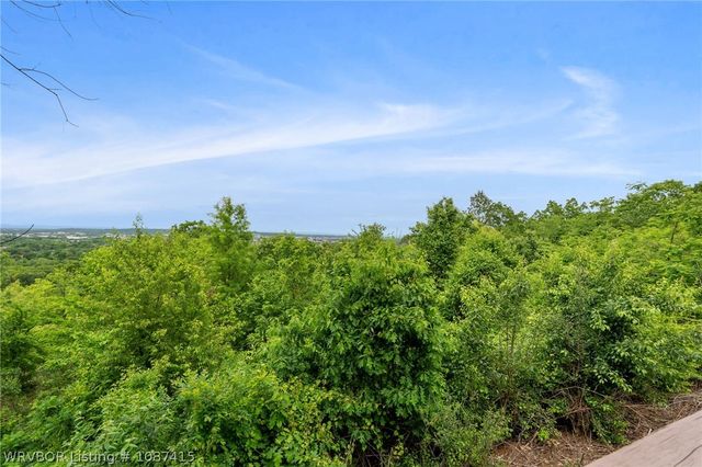 3301 Royal Scots Wy, Fort Smith, AR 72908