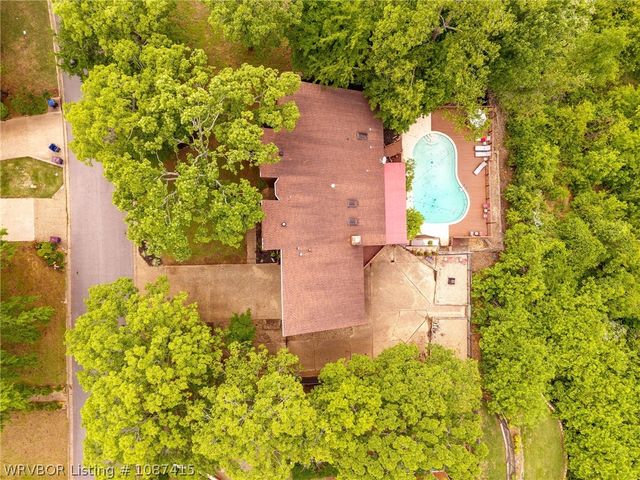 3301 Royal Scots Wy, Fort Smith, AR 72908