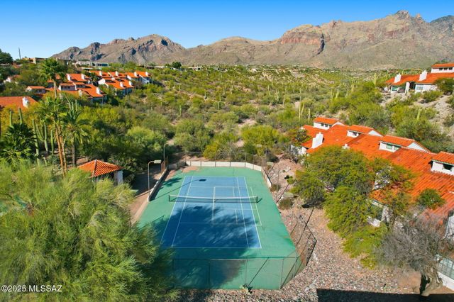 6414 N Tierra de las Catalinas Apt 31, Tucson, AZ 85718