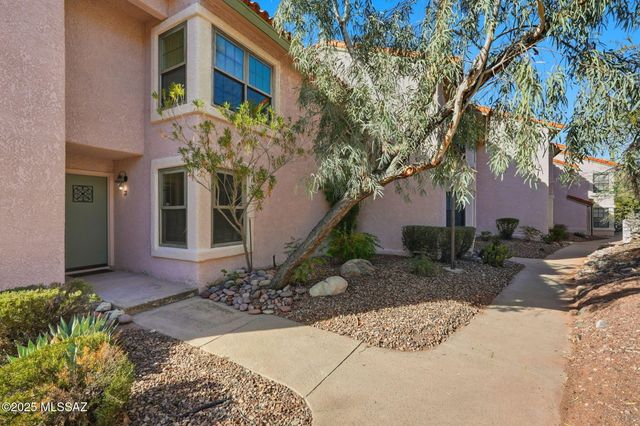 6414 N Tierra de las Catalinas Apt 31, Tucson, AZ 85718