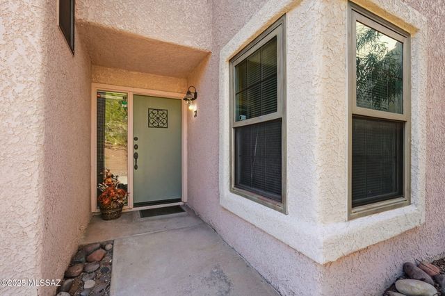 6414 N Tierra de las Catalinas Apt 31, Tucson, AZ 85718