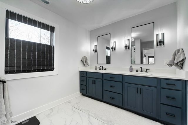 362 Oakmoor Avenue, Bay Village, OH 44140