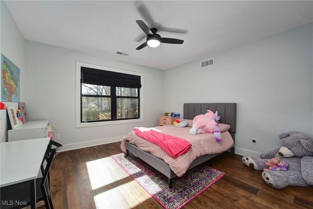 362 Oakmoor Avenue, Bay Village, OH 44140