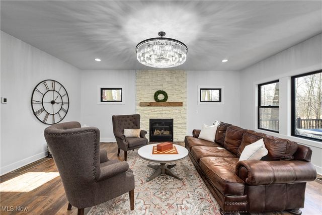 362 Oakmoor Avenue, Bay Village, OH 44140