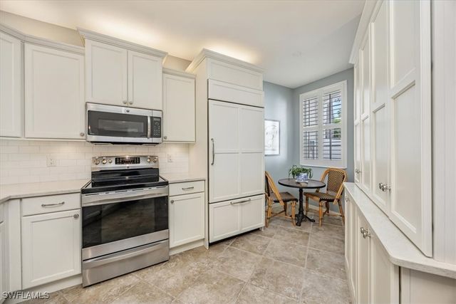 8380 Excalibur CIR H2, Naples, FL 34108