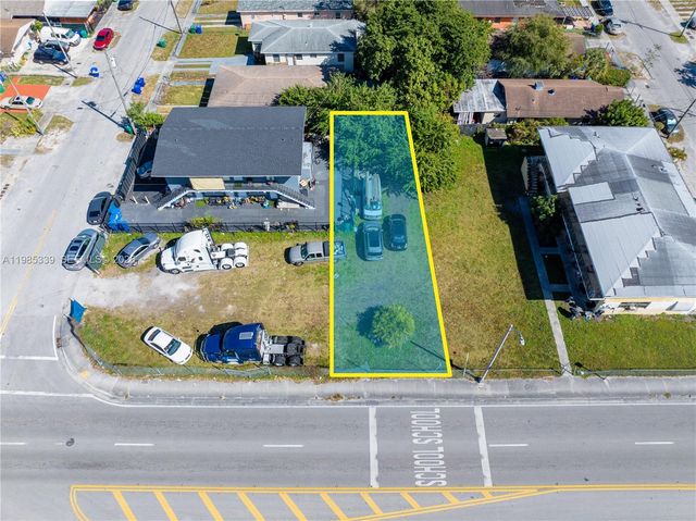 6435 NW 12th Ave, Miami, FL 33150