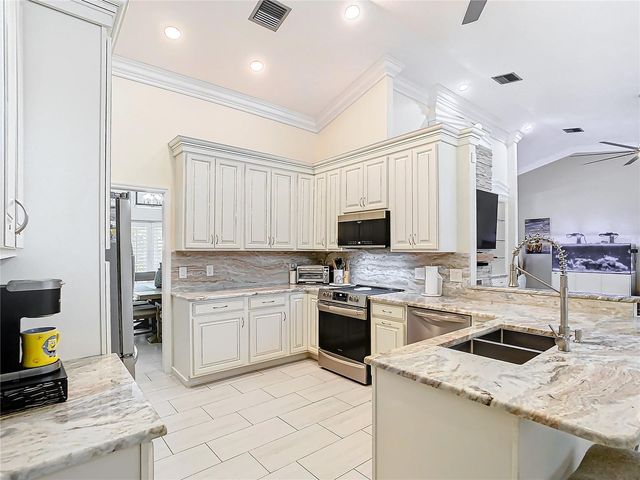 8707 FERNWICKE COURT, Orlando, FL 32819