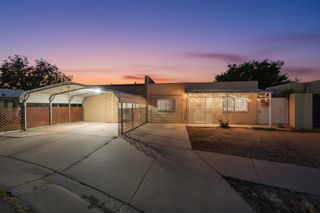 6012 Staubach Avenue NW, Albuquerque, NM 87120