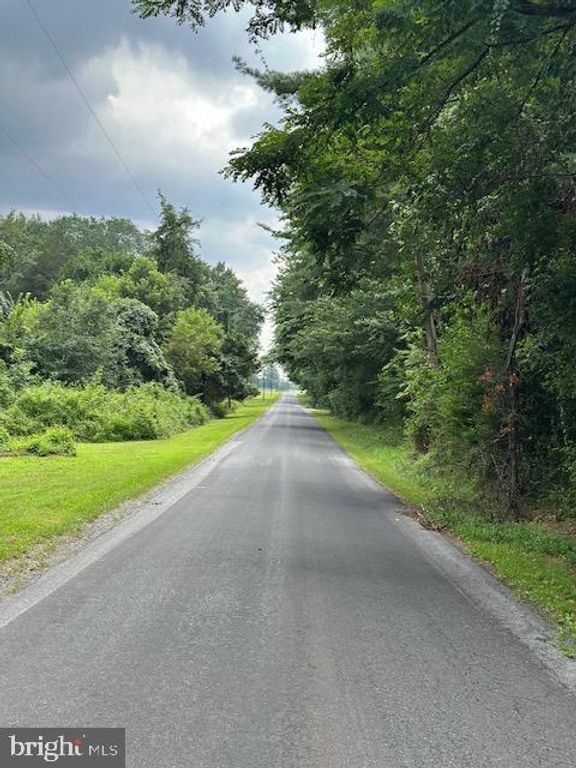 15701 EDWARDS FERRY RD, Poolesville, MD 20837