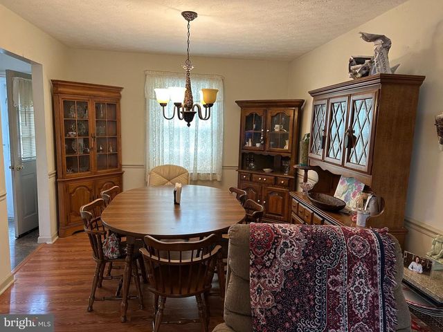 3 MEADOW LN, Luray, VA 22835