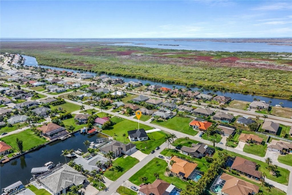 Image 48 of property listing at 3321 SW 29th AVE, Cape Coral, FL 33914