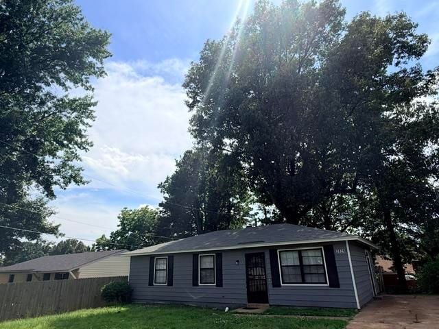 3829 FORD RD, Memphis, TN 38109