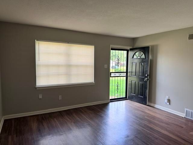 3829 FORD RD, Memphis, TN 38109