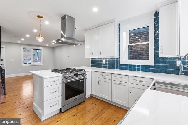 3318 SALMON ST, Philadelphia, PA 19134