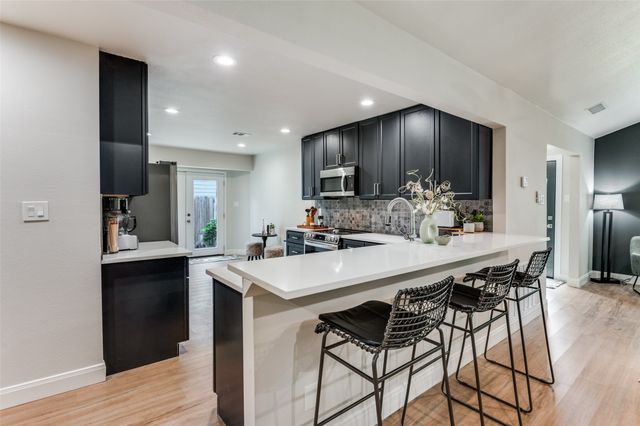 10537 Egret Lane, Dallas, TX 75230