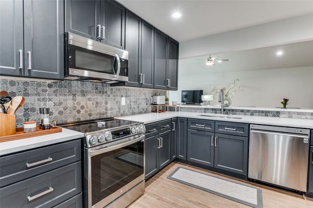 10537 Egret Lane, Dallas, TX 75230