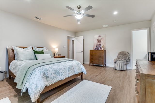 10537 Egret Lane, Dallas, TX 75230