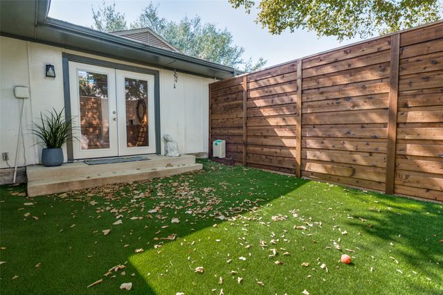 10537 Egret Lane, Dallas, TX 75230