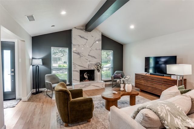 10537 Egret Lane, Dallas, TX 75230