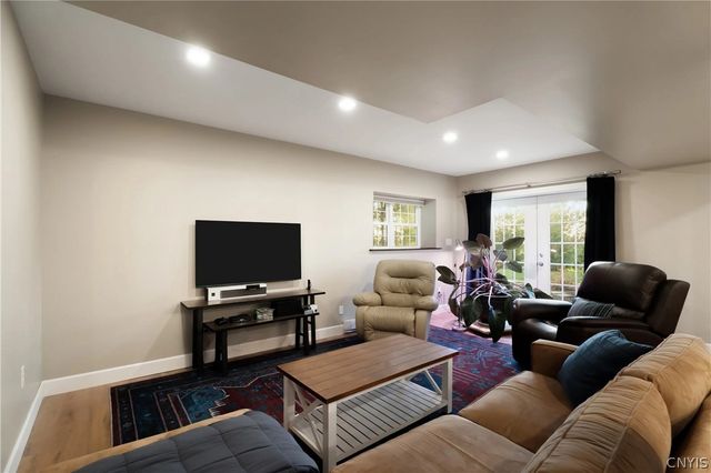 10 Calloway Drive, Owasco, NY 13021