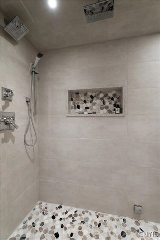 10 Calloway Drive, Owasco, NY 13021