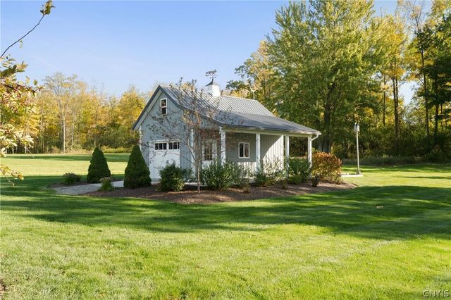 10 Calloway Drive, Owasco, NY 13021