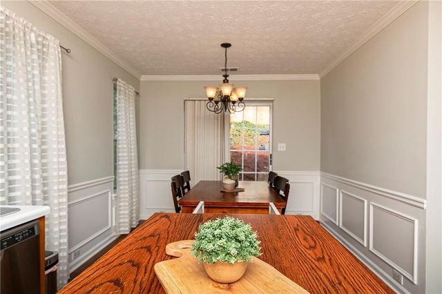 2812 Amhurst Way NW, Kennesaw, GA 30144