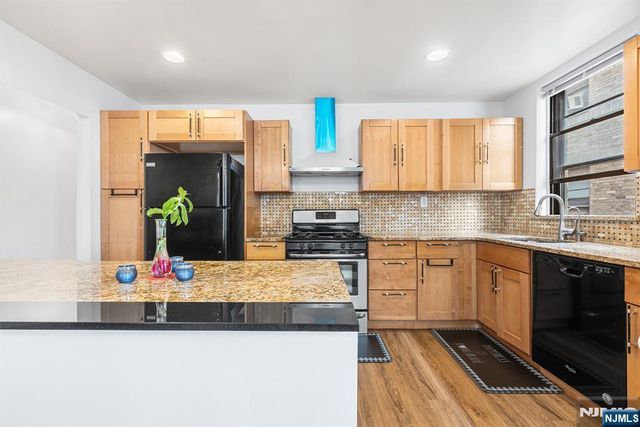 2787 John F Kennedy Boulevard 411, Jersey City, NJ 07306