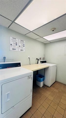 1425 Arthur 514b 514B, Hollywood, FL 33020