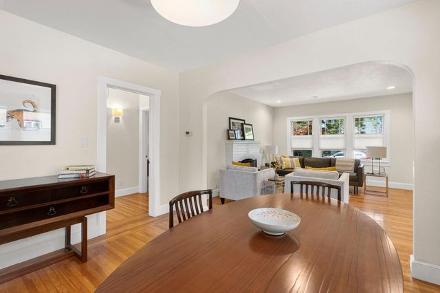 5032 8th Ave, Sacramento, CA 95820