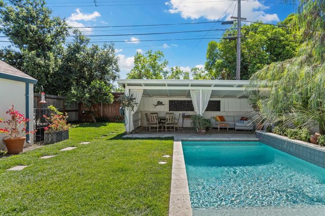 5032 8th Ave, Sacramento, CA 95820