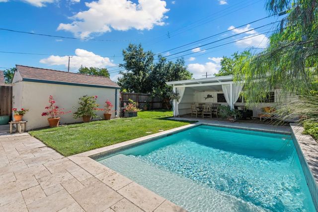 5032 8th Ave, Sacramento, CA 95820