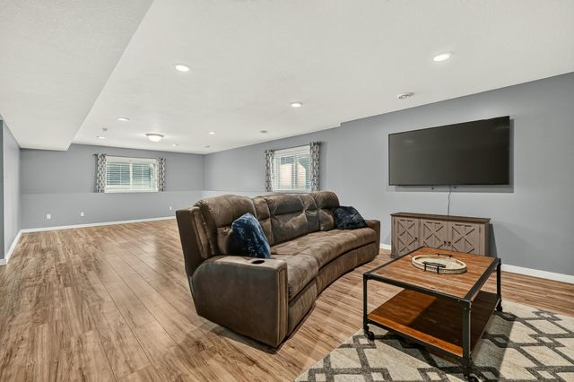 4653 Alan Lane NW, Rochester, MN 55901