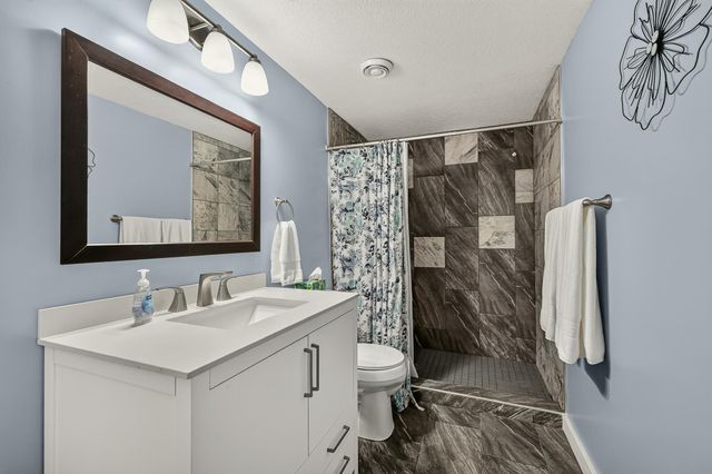 4653 Alan Lane NW, Rochester, MN 55901