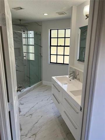 9015 W Sunrise Boulevard, Plantation, FL 33322