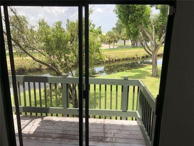 9015 W Sunrise Boulevard, Plantation, FL 33322