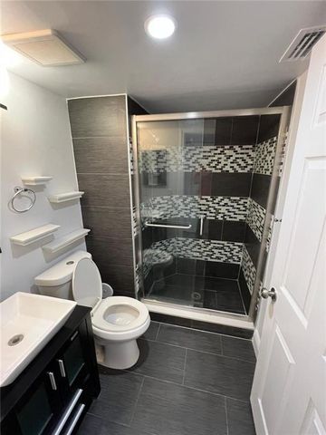 9015 W Sunrise Boulevard, Plantation, FL 33322