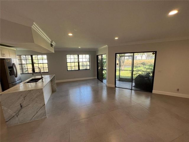 9015 W Sunrise Boulevard, Plantation, FL 33322