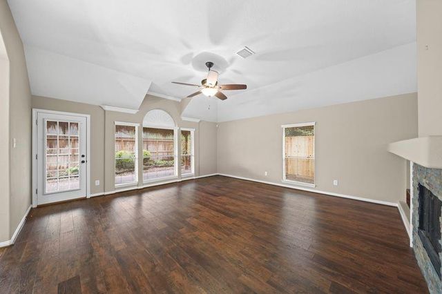 1203 Lake Shore Drive, Pearland, TX 77581
