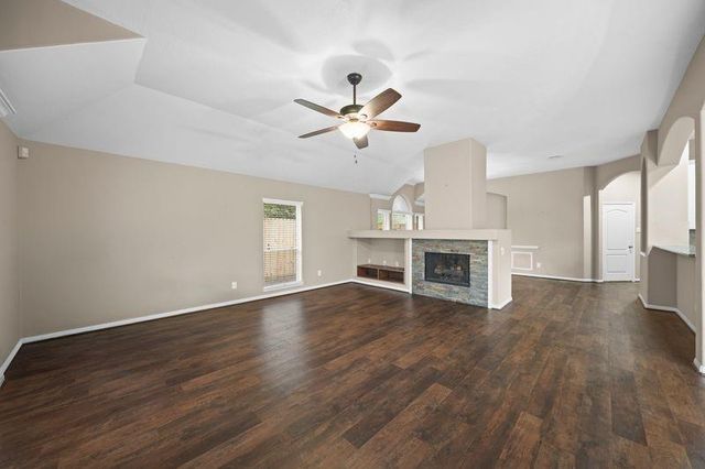 1203 Lake Shore Drive, Pearland, TX 77581